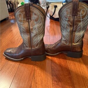 Ariat Women’s Western Boots - Boots Leather with Blue Stitching